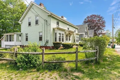 10 Cottage Street #10 1