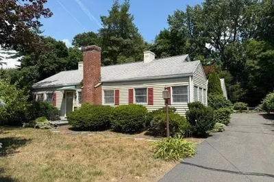 139 Burbank Road