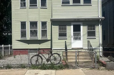 11 Eliot St #2 1