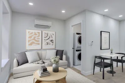 15-19 Bartlett Pl #1