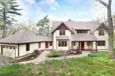 250 Meadowbrook Road 1