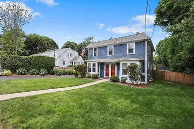 55 Summit St #2 1