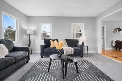 11 Chesley St 1