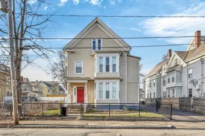 39 Harvard St 1