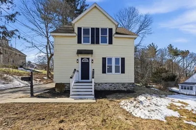 36 Central St 1