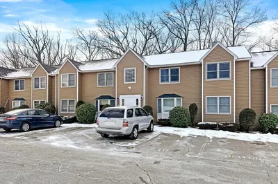 306 Aiken Ave #16 1