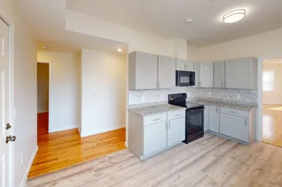 12 Murphy Ave #2 1