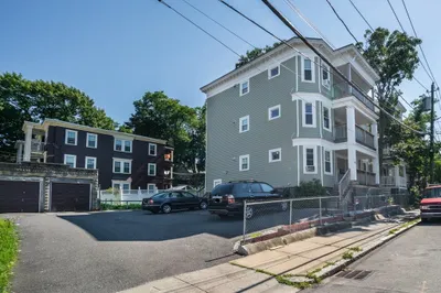 373 Centre St