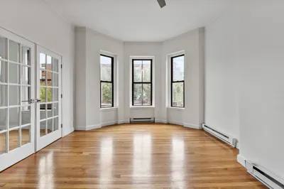 431 Columbus Ave #4