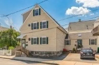 34 Vine Street #4