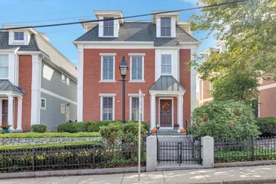 7 Mill St #7