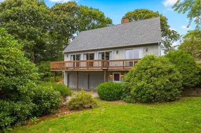 94 Bellavista Dr 1