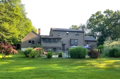4 Chestnut St