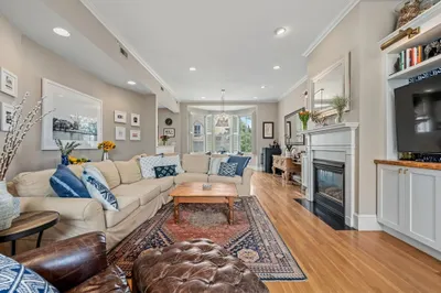24 Cordis St #3