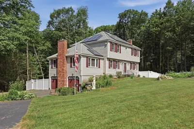 176 Will Thompson Way 1