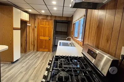96 Summit St Unit 1 St #1 1