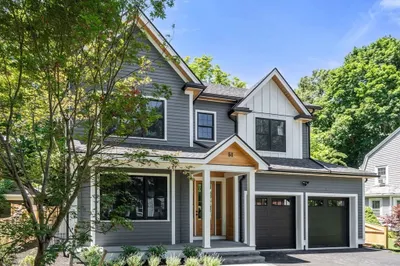 51 Davis Ave 1