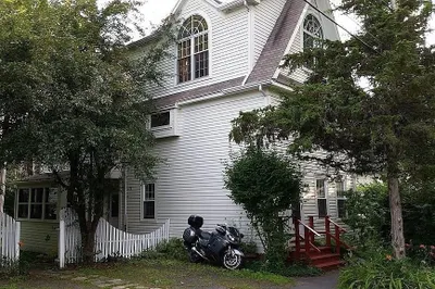 20 Mcclellan St 1