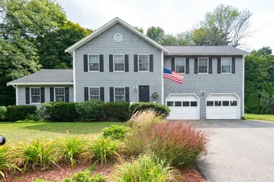 10 Cranton Ave 1