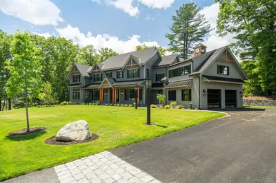 9 Tuttle Lane 1