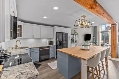 96 Old Colony Ave #341 1