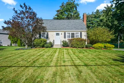 7 Collins Drive