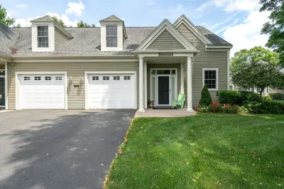 359 Main St #6B