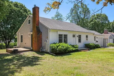 13 Center Hill Rd 1