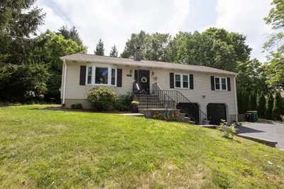235 Fisher St 1
