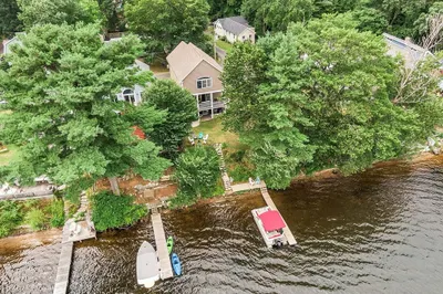 10 Shore Rd 1
