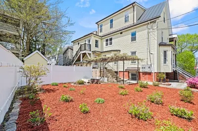 29 Hanson St #1 1