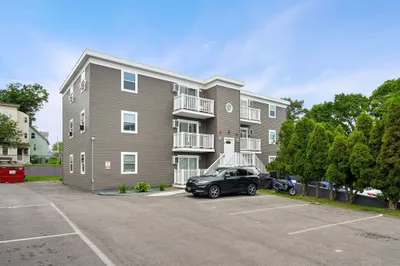 8 Lafayette Park #1