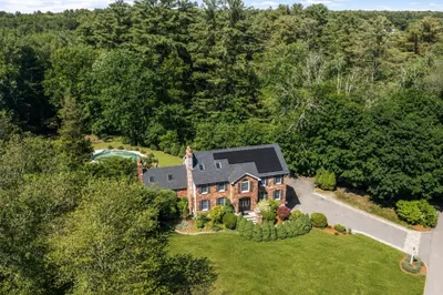 4 Battcock Road 1
