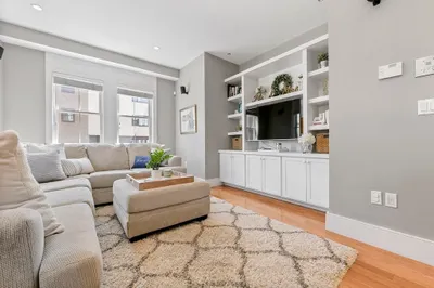 250 C Street #4 1