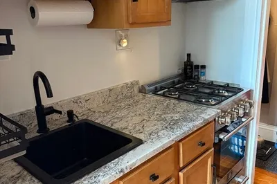 122 Riverway #9