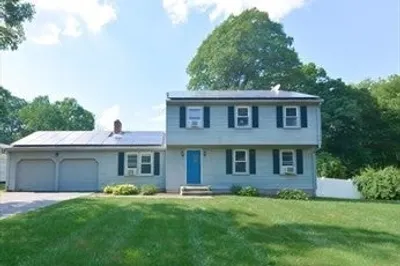 32 Nancy Rd 1