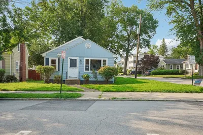 274 Whitford Ave 1