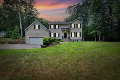 128 Podunk Rd