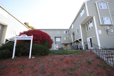 1036 Middlesex St #12
