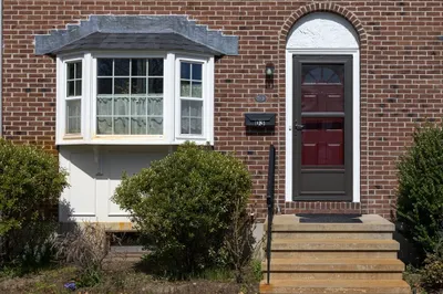 399 Pond St #D3 1