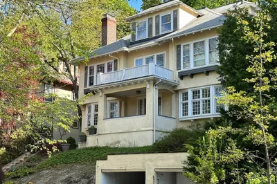 111 University Rd