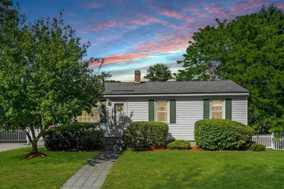 27 Sunset Rd