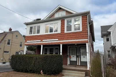 82 Russell St #82