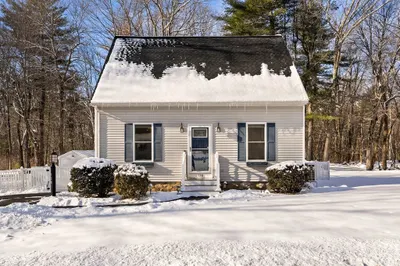130 Crystal St 1