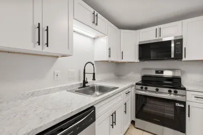 25 Longworth Ave #4 1