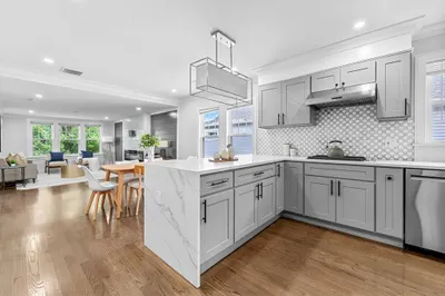 38 Hill Top St #2