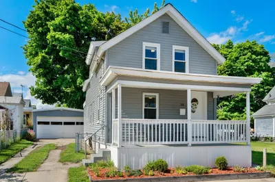 112 Bowden St
