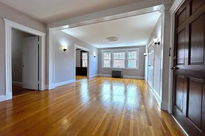 6 Alton Ct #2