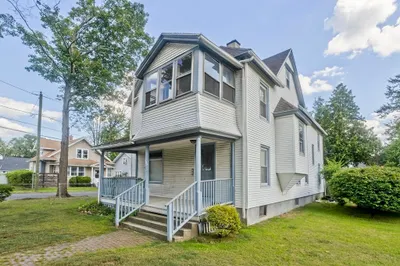 531 Berkshire Ave 1