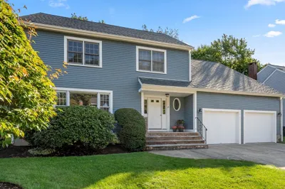 35 Lynn Road